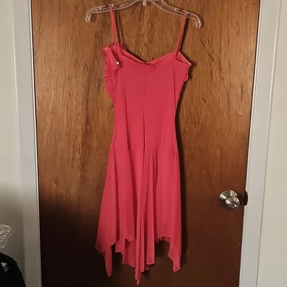 Coral party dress. - Picture 2 of 3